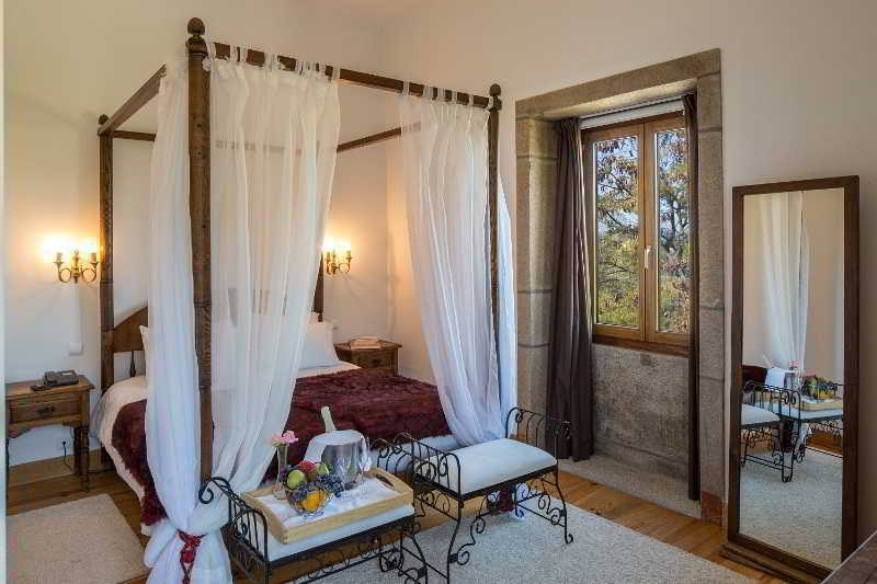 Hotel Rural Casa De Samaioes Кавес Екстериор снимка