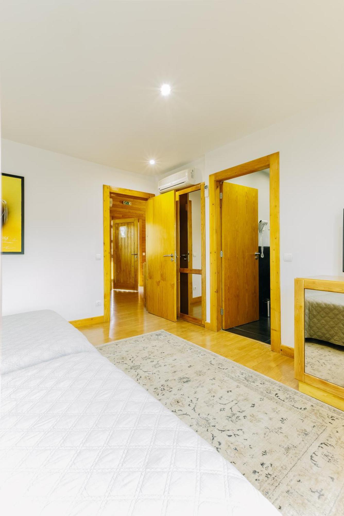 Hotel Rural Casa De Samaioes Кавес Екстериор снимка