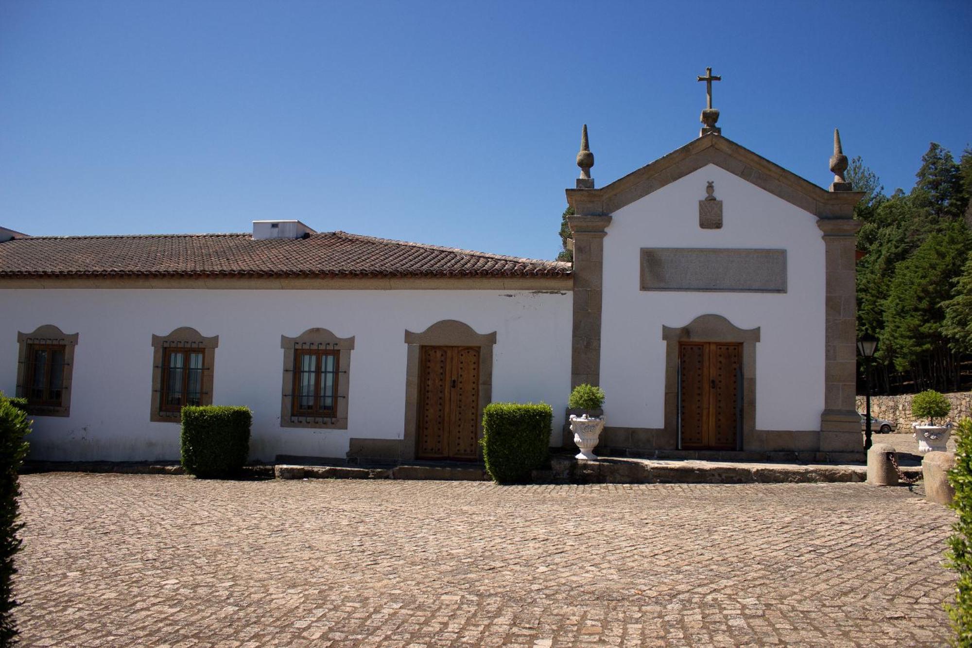 Hotel Rural Casa De Samaioes Кавес Екстериор снимка